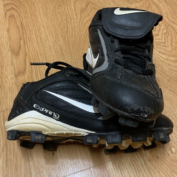 Nike Boys Cleats
Black - Size 1Y
Expand Tech - Picture 11 of 11